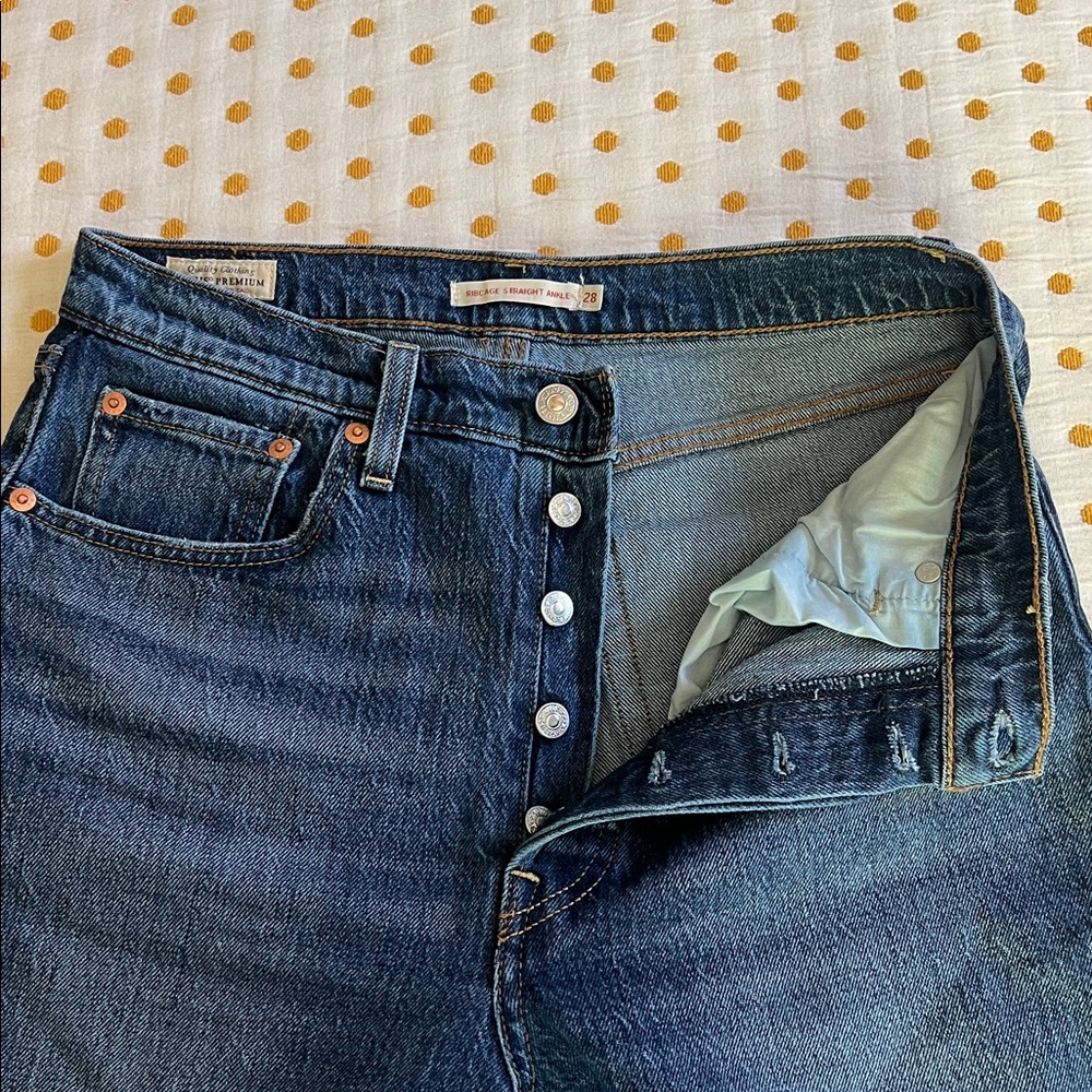 Levi’s Ribcage Straight Ankle Women’s Jeans 28x27 - Picture 3 of 3